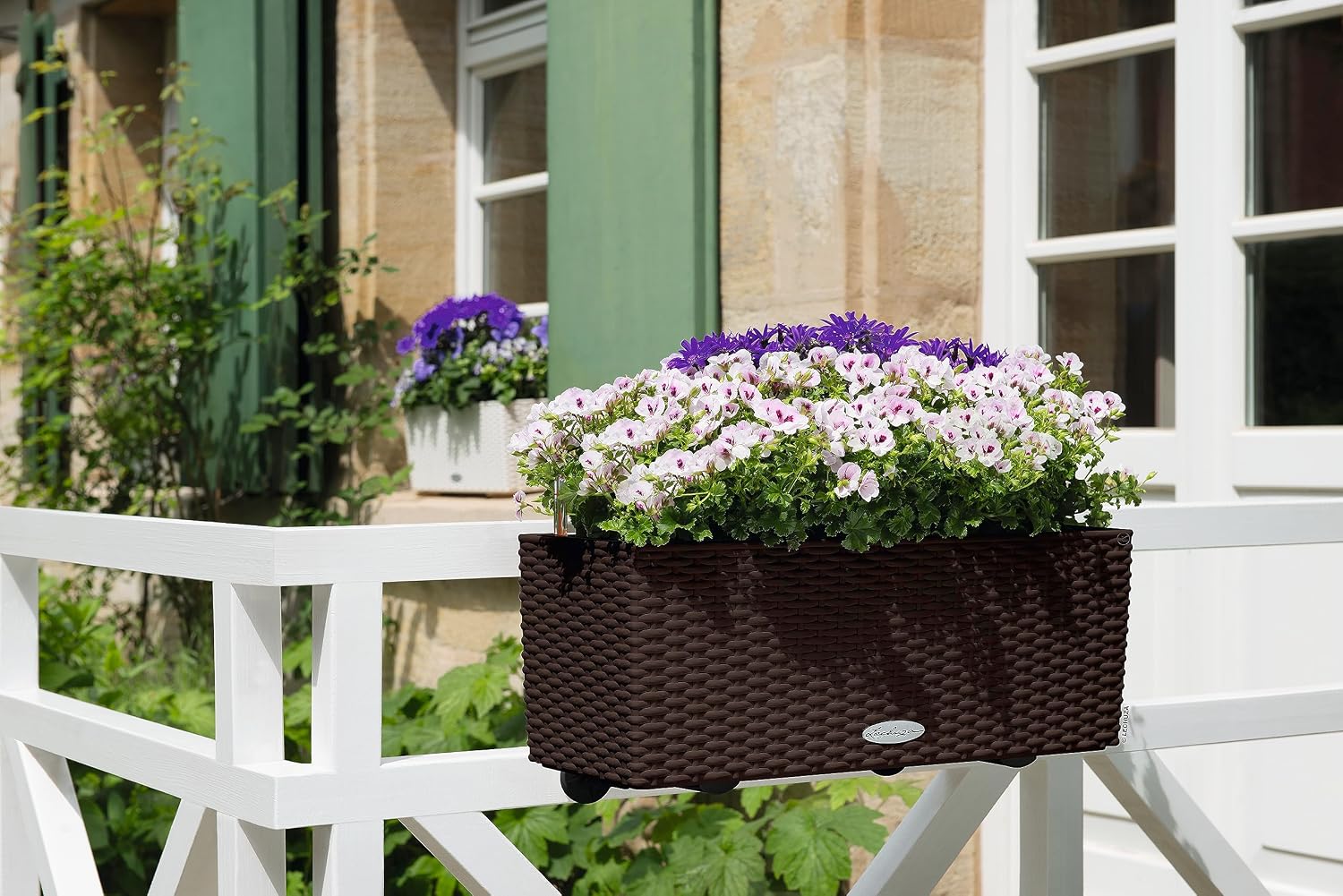 BALCONERA Cottage 50 Mocha, Se - огляд і ціна Self-Watering Planter